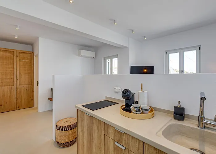 Silver Aeras Apartment *