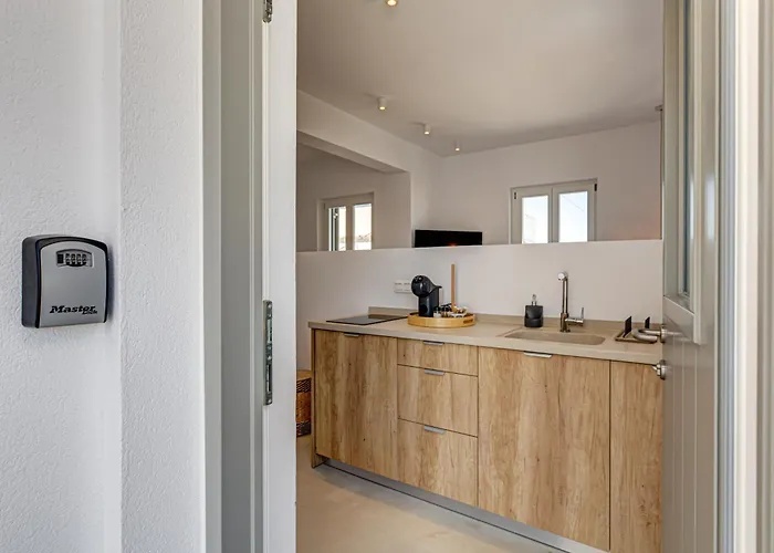 Silver Aeras Parikia (Paros)